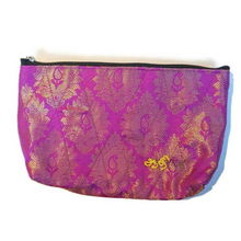Load image into Gallery viewer, Fuchsia_wash_bag