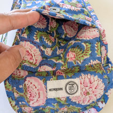 Load image into Gallery viewer, Blue Block-Printed Crossbody Mobile Phone Cell Phone Bag With Slim Pocket