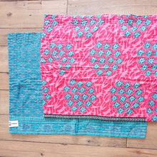 Load image into Gallery viewer, Kantha cotton sari placemats, handmade, set of 2, table mats, reversible