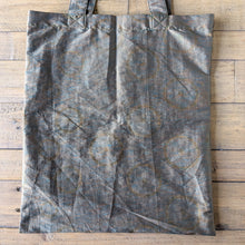 Load image into Gallery viewer, metallic sari tote bag on wooden background