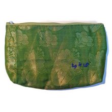 Load image into Gallery viewer, green_wash_bag