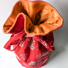Load image into Gallery viewer, Reusable Kalamkari Cotton Bottle Gift Bags, Ethically Handmade in India - Shakti.ism | शक्तिवाद