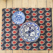 Load image into Gallery viewer, Bagru paisley block - printed placemats set of 2, handmade table mats - Shakti.ism | शक्तिवाद