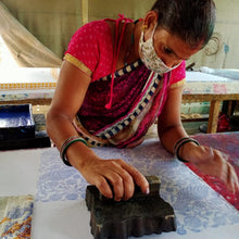 Load image into Gallery viewer, Block - printed organic cotton placemats (set of 2) - Shakti.ism | शक्तिवाद