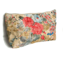 Load image into Gallery viewer, Flat bottom upcycled sari pouch - Shakti.ism | शक्तिवाद