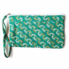 Load image into Gallery viewer, Sari wristlet clutch with mobile pocket