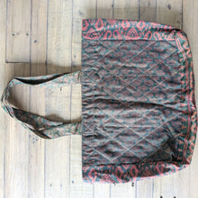 Load image into Gallery viewer, Large sari market shopper tote bags
