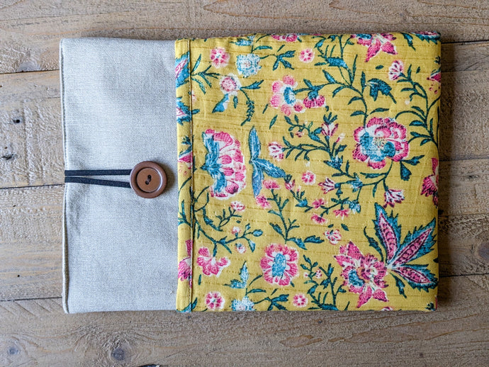 Handmade book/ e - reader sleeve with pocket, Nepali cotton - Shakti.ism | शक्तिवाद