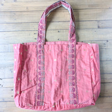 Load image into Gallery viewer, Large sari market tote bags
