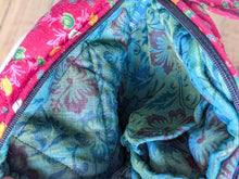 Load image into Gallery viewer, Round sari shoulder bag
