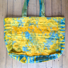 Load image into Gallery viewer, Large sari market tote bags
