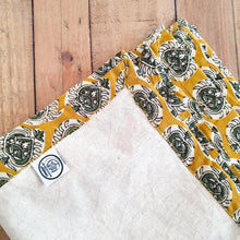 Load image into Gallery viewer, Bagru block - printed table runner, yellow paisley - Shakti.ism | शक्तिवाद
