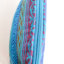 Load image into Gallery viewer, Flat bottom upcycled sari pouch
