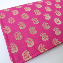 Load image into Gallery viewer, Handmade sari envelope clutch bag
