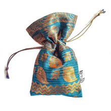 Load image into Gallery viewer, Sari gift bags with drawstring

